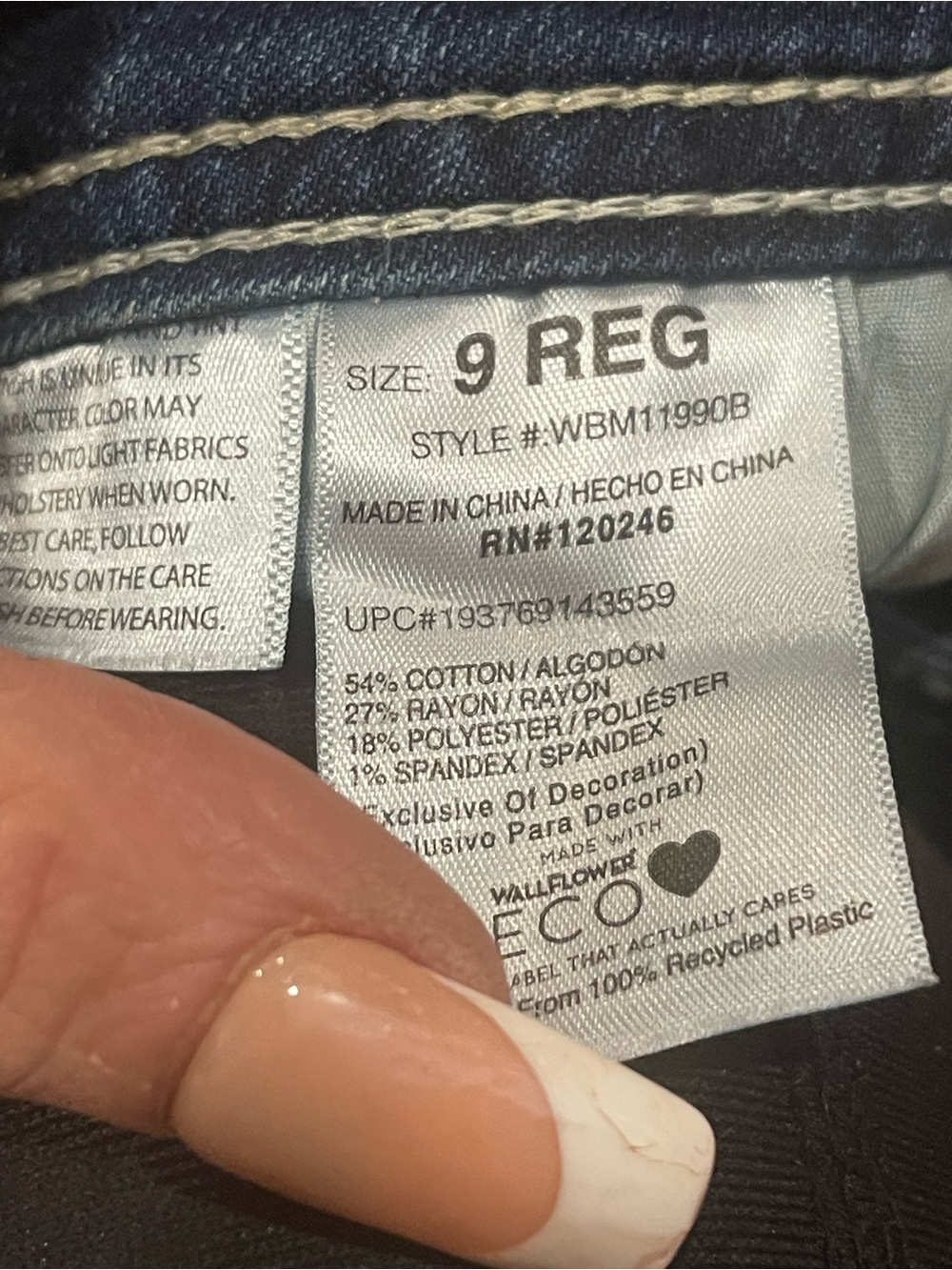 WallFlower Luscious Curvy Fit Bootcut Jeans Womens Medium Wash Stretch - Picture 5 of 6